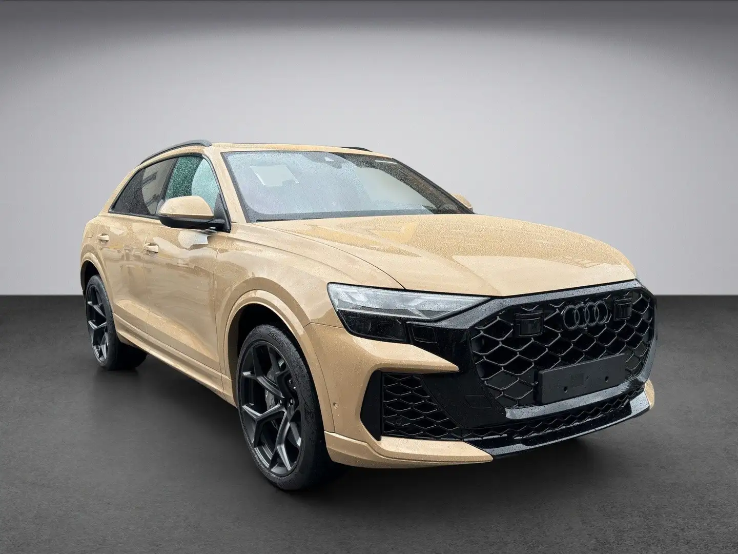 Audi RS Q8 Performance HUD/RS-Abgas/305 km/h Золотий - 2