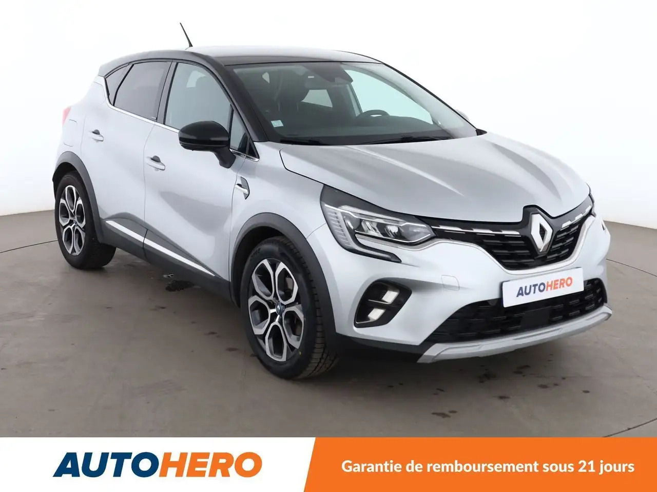 Renault Captur — photo 8