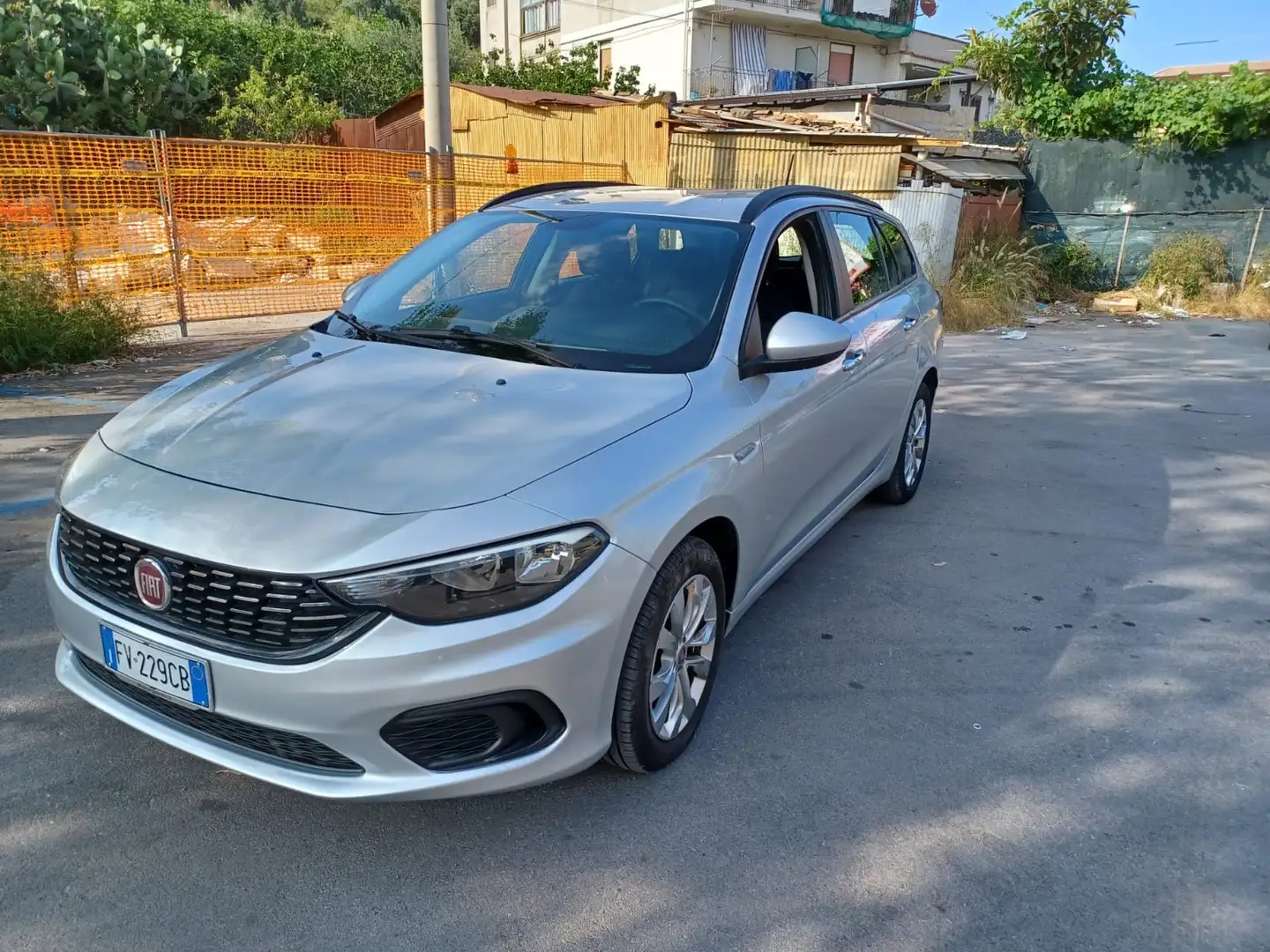 Fiat Tipo SW 1.6 mjt Lounge s&s 120cv - 1