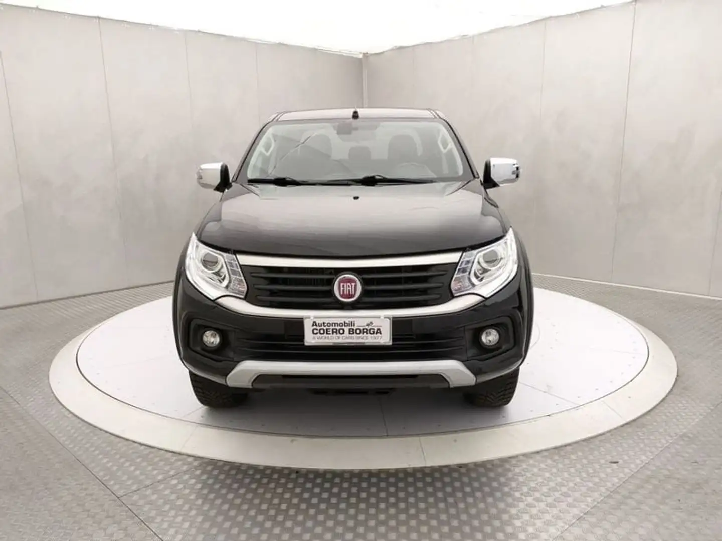 Fiat Fullback 2.4 180CV Doppia Cabina aut. LX N1 (autocarro) pr Noir - 2