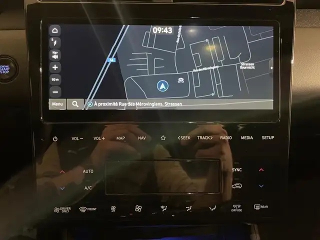 Hyundai Tucson view 2