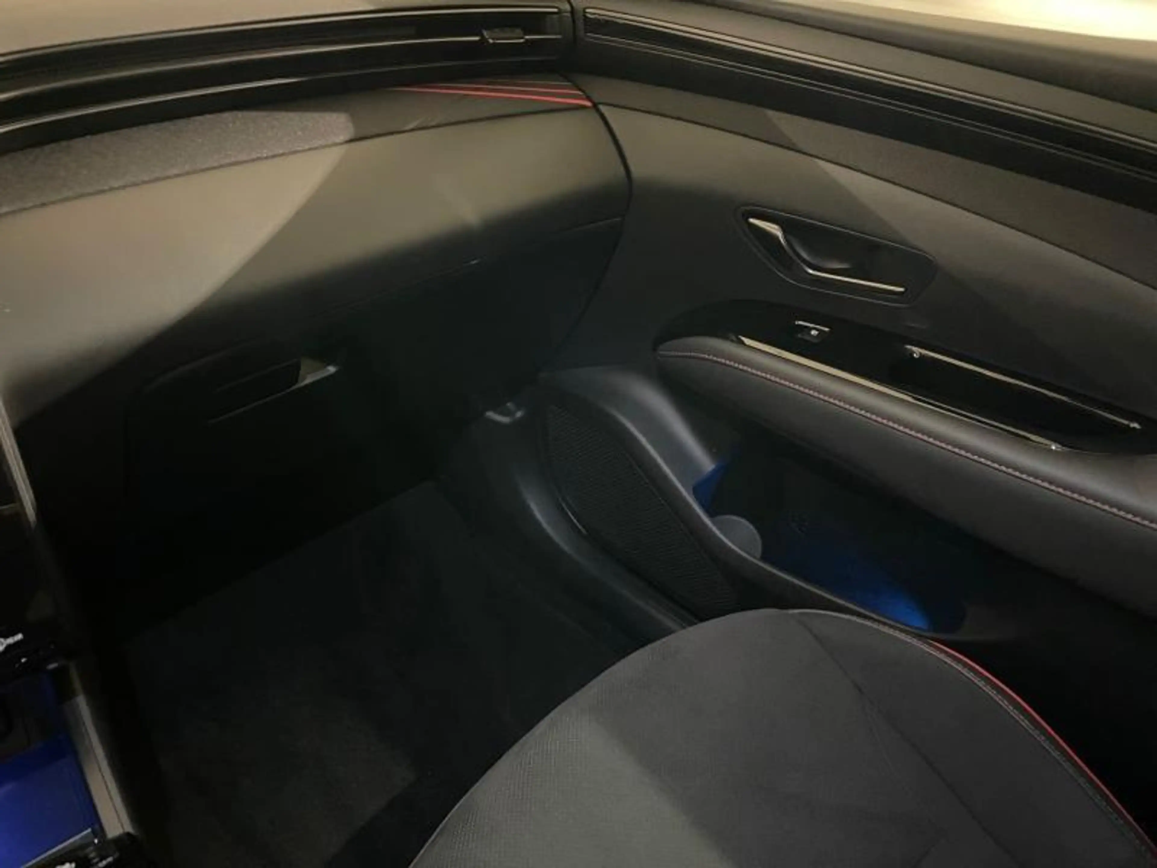 Hyundai TUCSON 1.6 T-GDi Plug-in Hybrid 4x4 Shine — photo 8