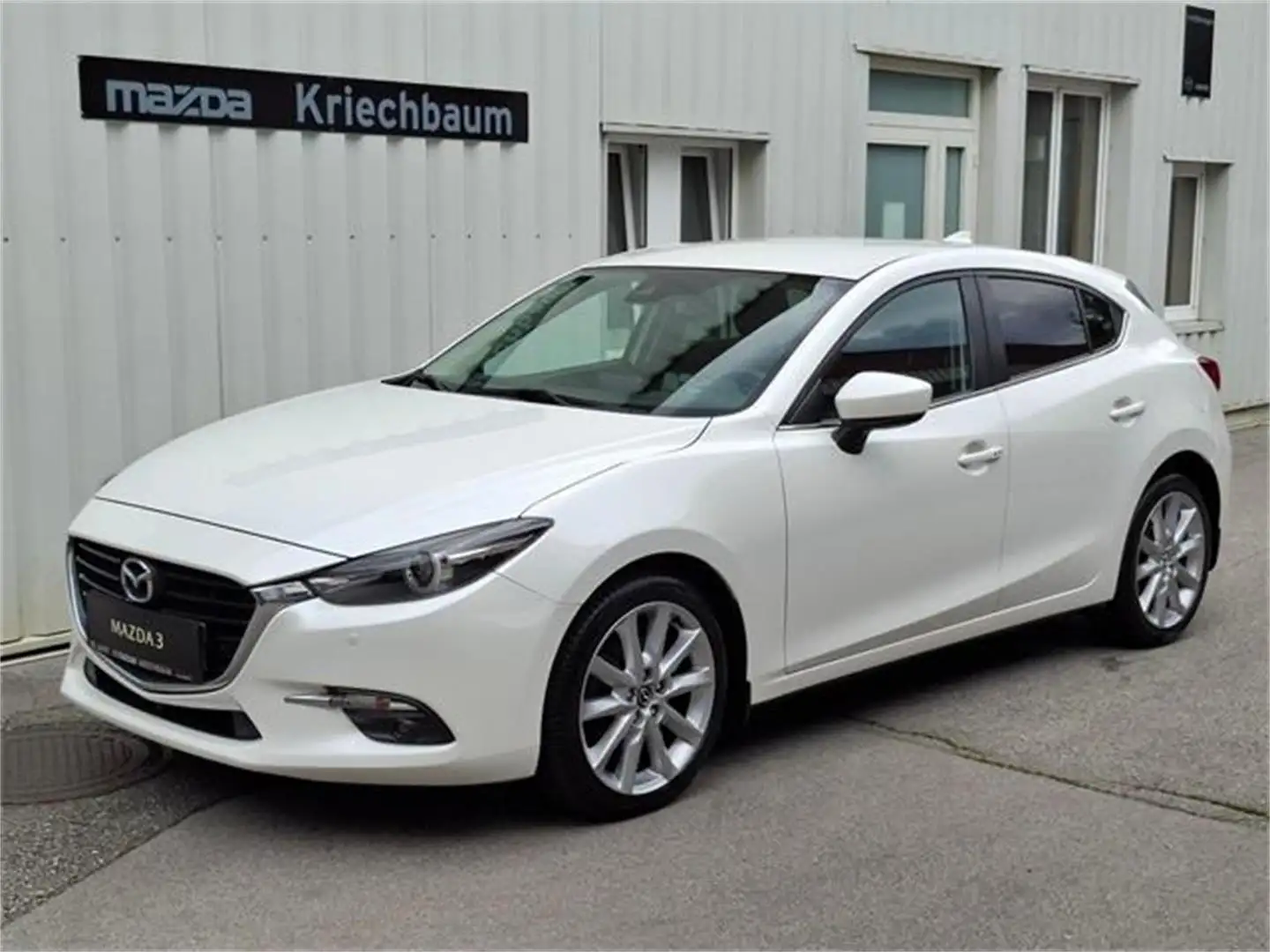 Mazda 3 Sport CD150 Revolution Weiß - 1