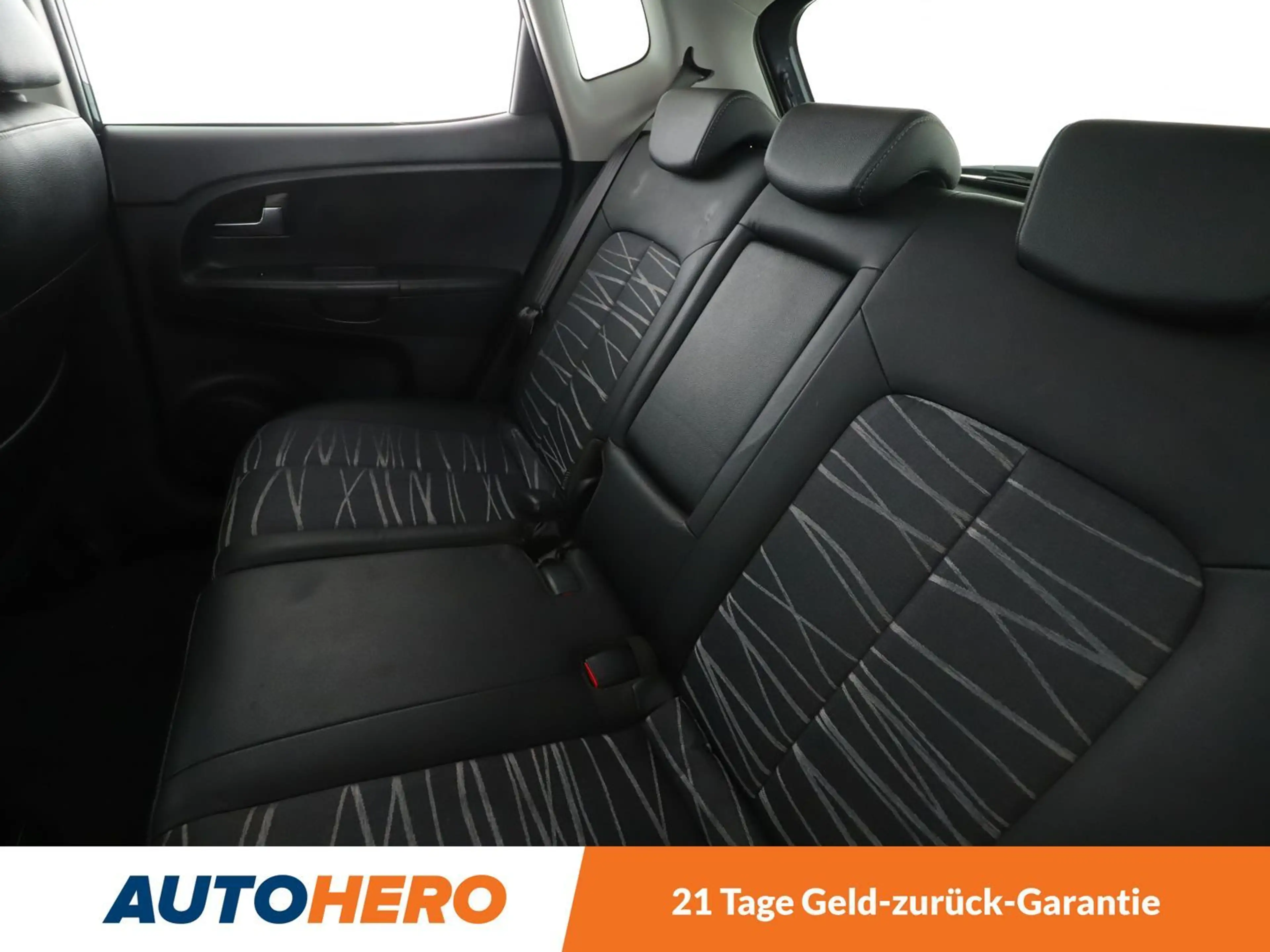 Kia Venga 1.6 Dream Team*NAVI*CAM*PDC*SHZ*KLIMA*GARANTIE* — photo 14