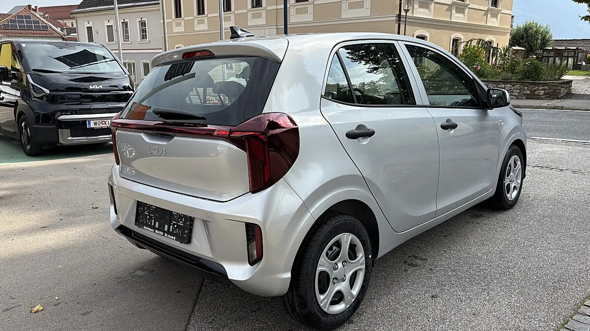 Kia Picanto 1,0 GDI Titan 5 Stz. Silber - 2