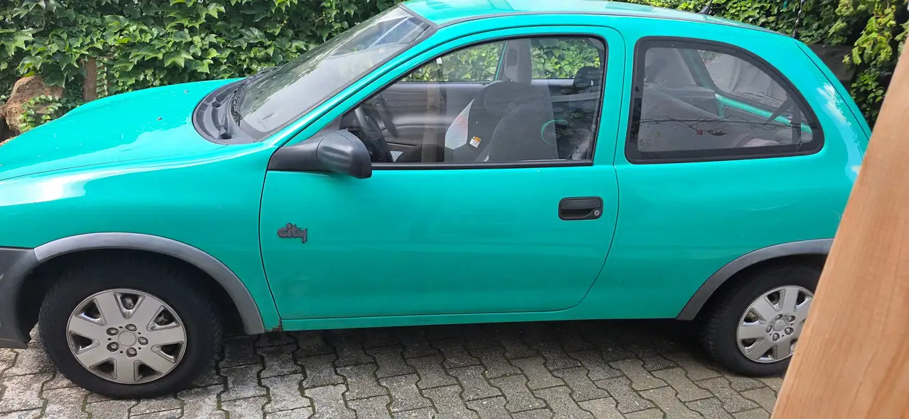 Opel Corsa Joy, foto 1