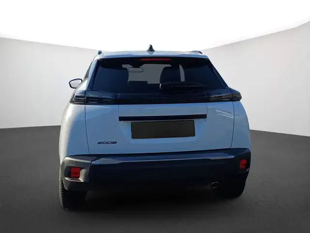 Peugeot 2008 view 4
