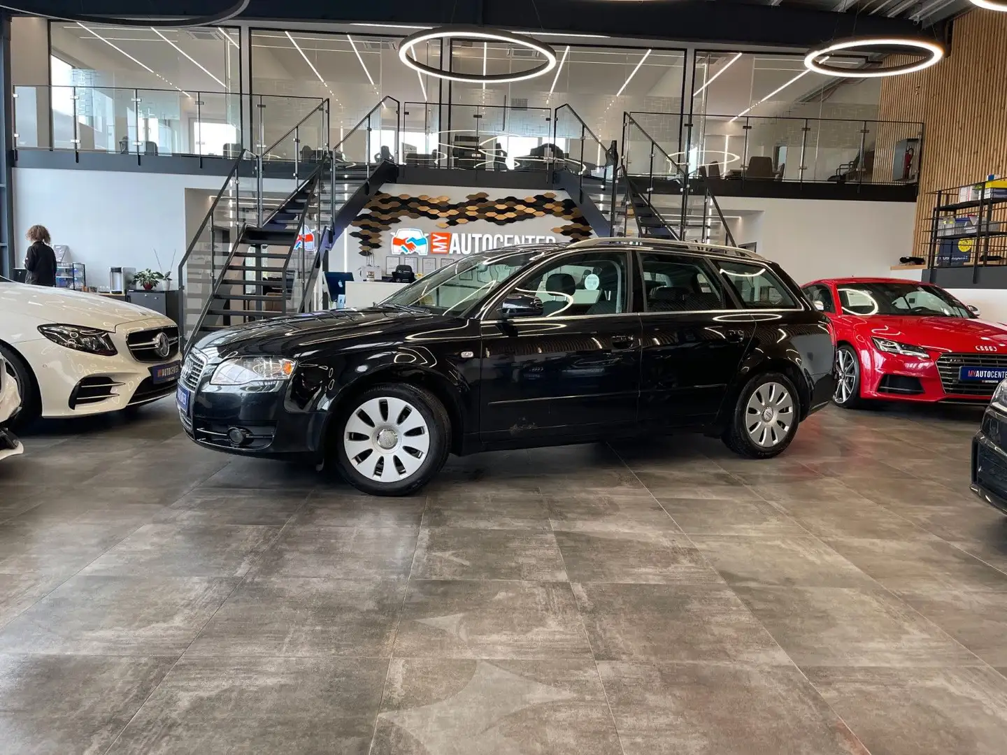 Audi A4 Avant 2.0 TDI *Klima*Navi*PDC*Tempomat*SHZ* Schwarz - 1