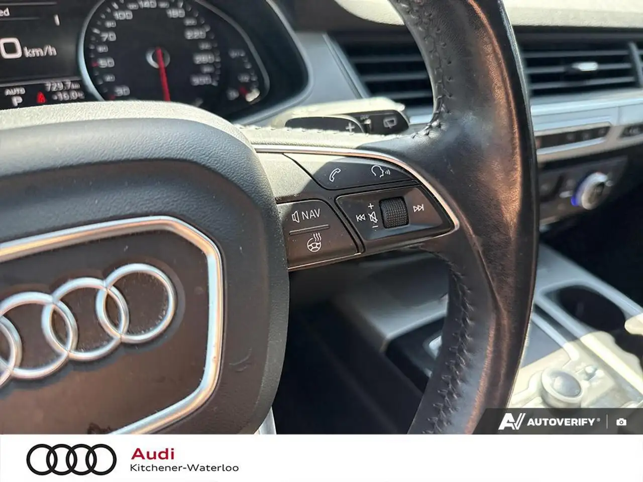 Audi Q7 photo Audi Q7