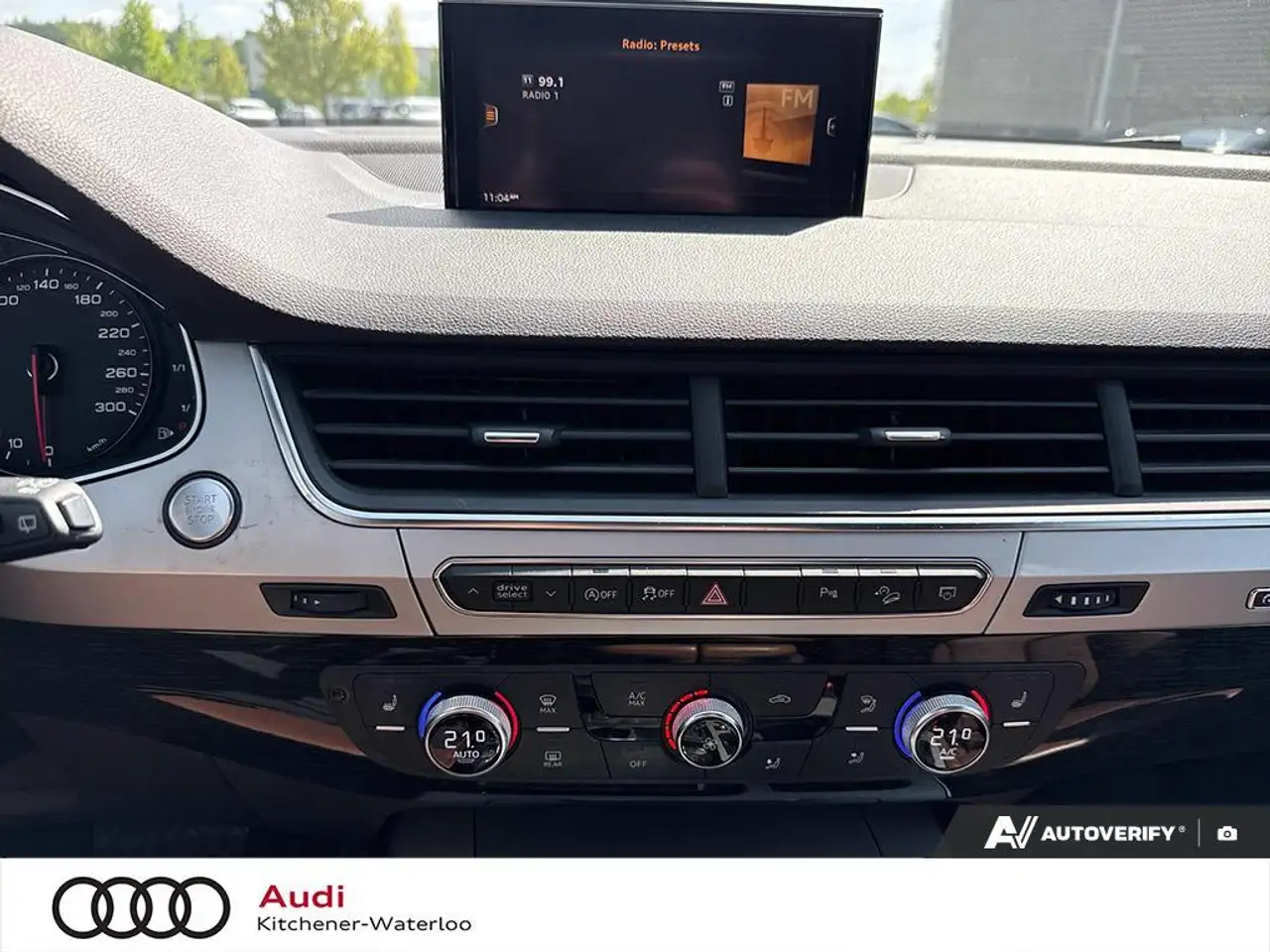 Audi Q7 photo Audi Q7