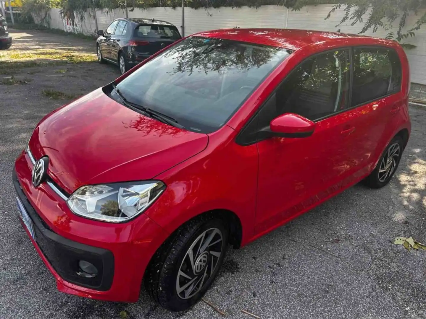 Volkswagen up! 1.0 5p. move up! BlueMotion Technology Rot - 1