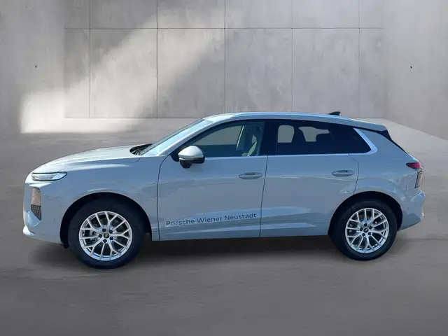 Audi Q3 view 2