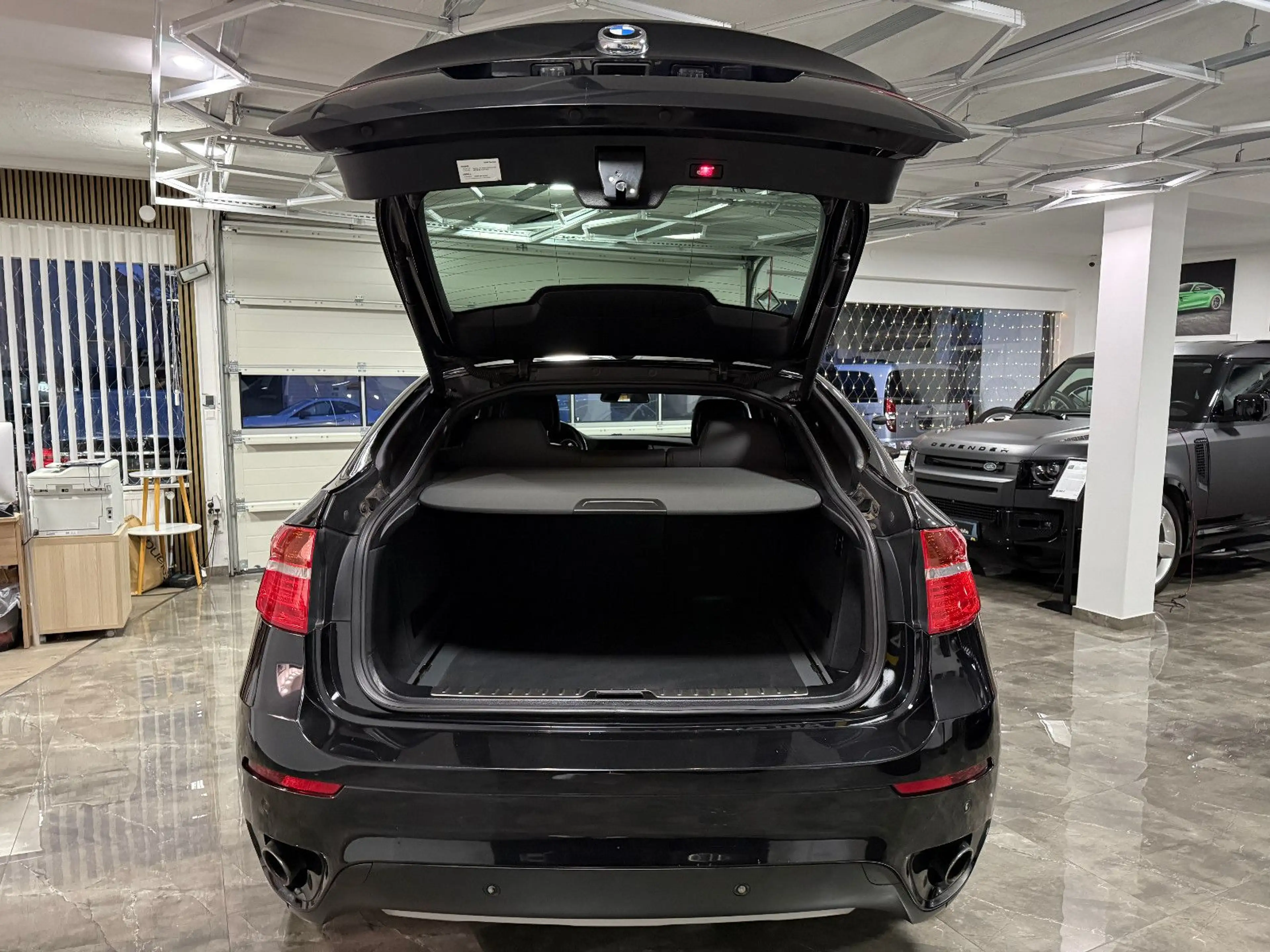 BMW X6 xDrive 30 d / Schiebedach HeadUp Xenon — photo 15