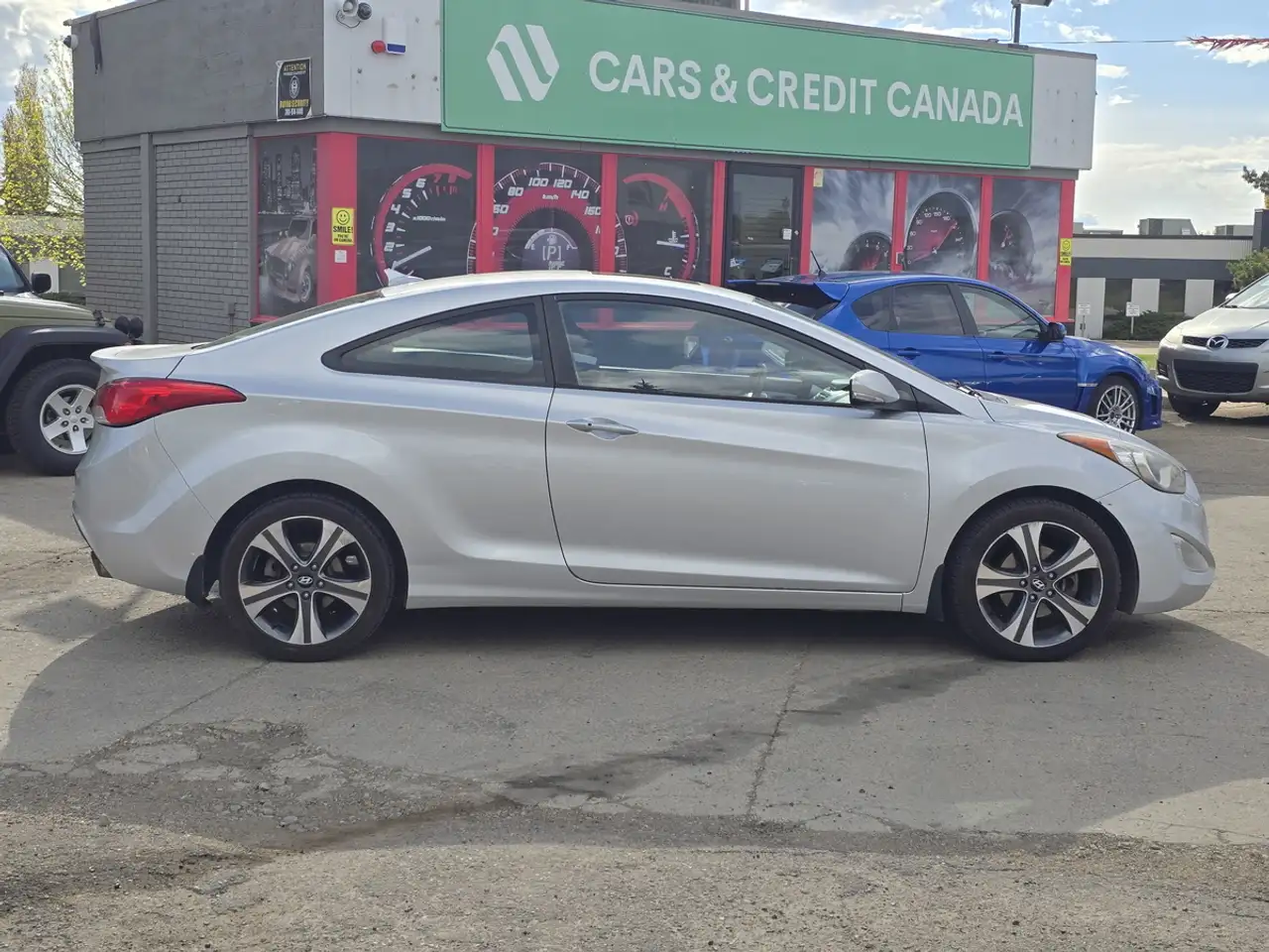Hyundai ELANTRA снимка Hyundai ELANTRA