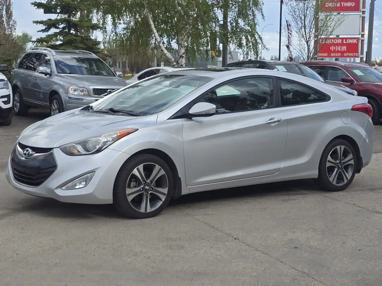 Hyundai ELANTRA снимка Hyundai ELANTRA