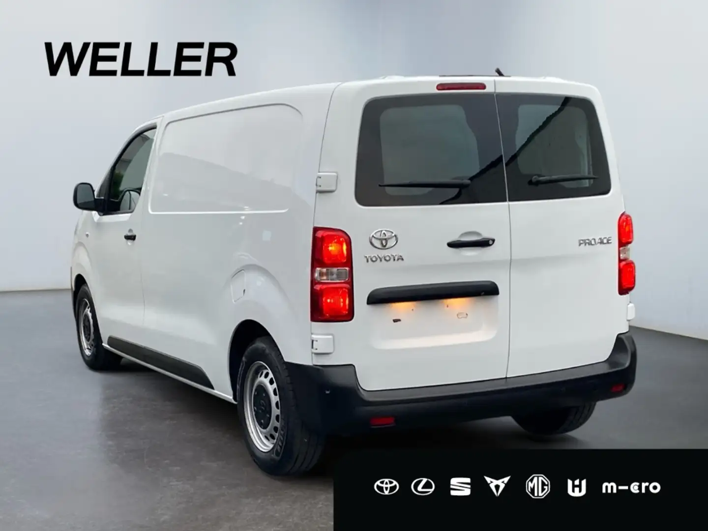 Toyota Proace 2,0l-D-4D L1 Meister *Navi*Kamera*TWA*PDC* Biały - 2