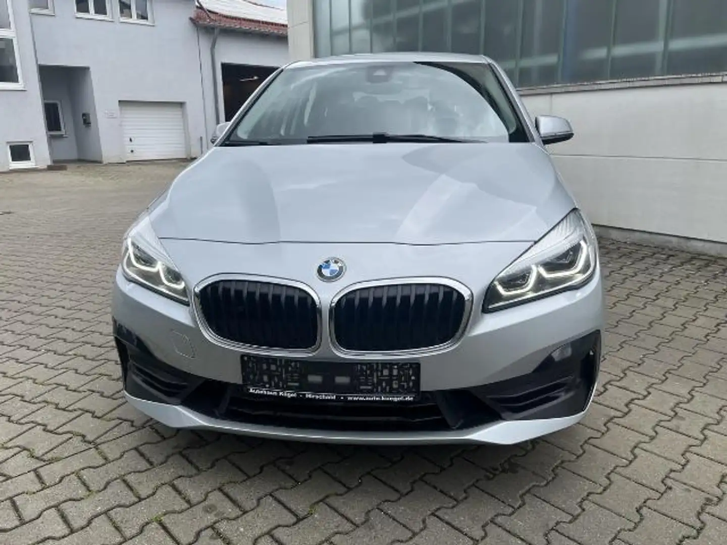BMW 225 xDrive Advantage - Navi - Tempomat - 8-fac Серебристый - 2