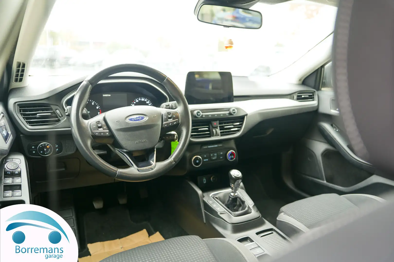 Ford Focus Break Benzine trekhaak/lane assist/navi/bluetoo... Gris - 2