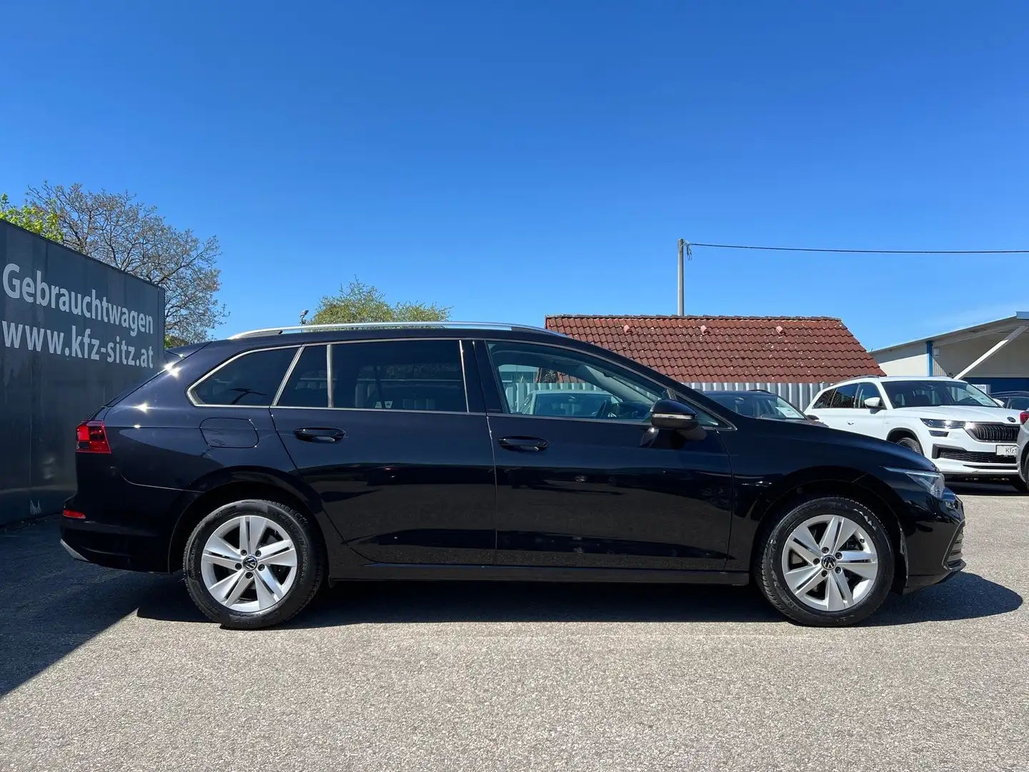 Volkswagen Golf Variant 2,0 TDI Life DSG | AHK/RFK Schwarz - 2