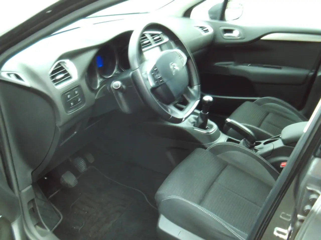 Citroen C4 Berline — photo 3