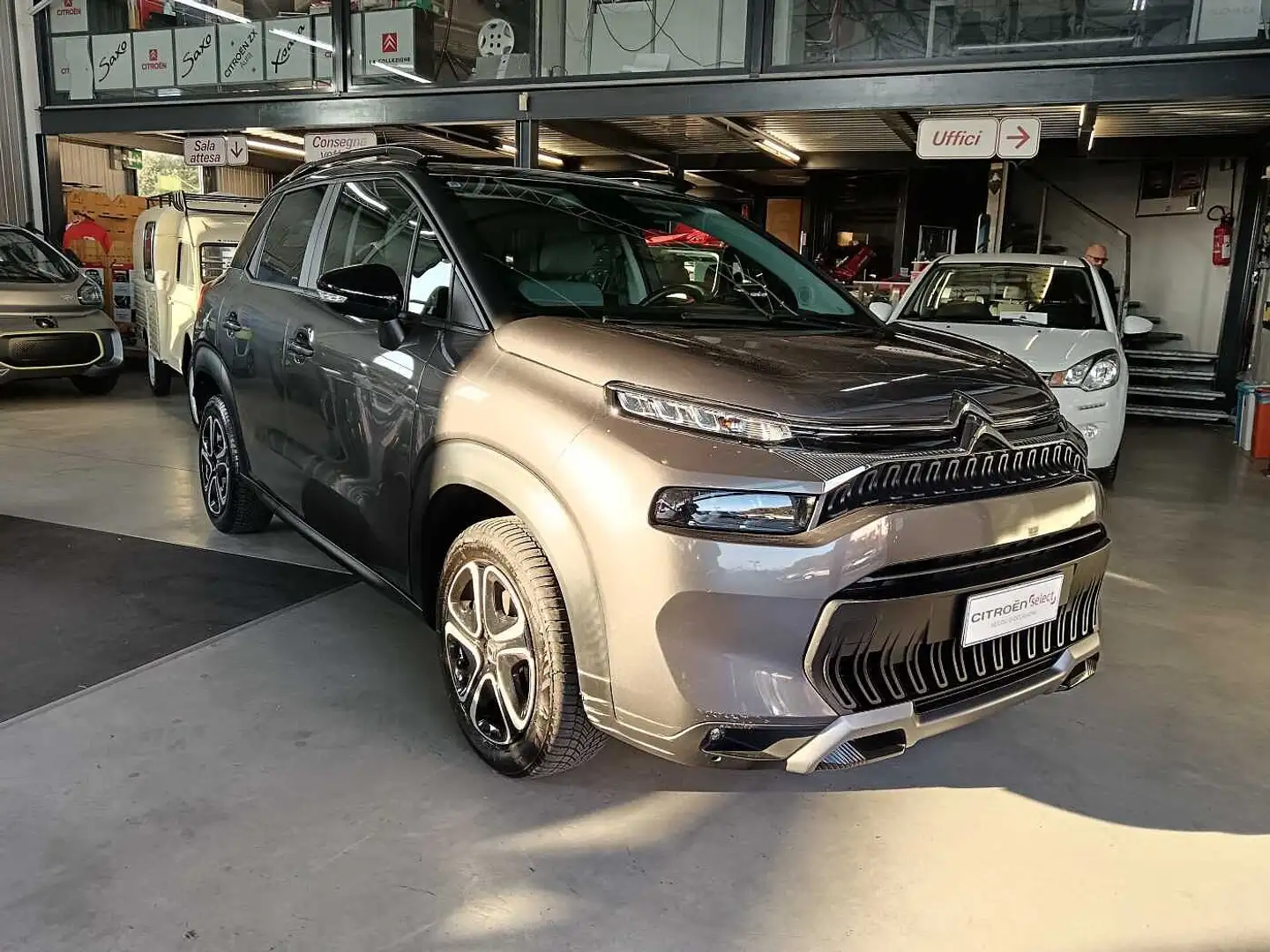 Citroen C3 Aircross 1ª s. PureTech 110 S&S Feel Grigio - 2