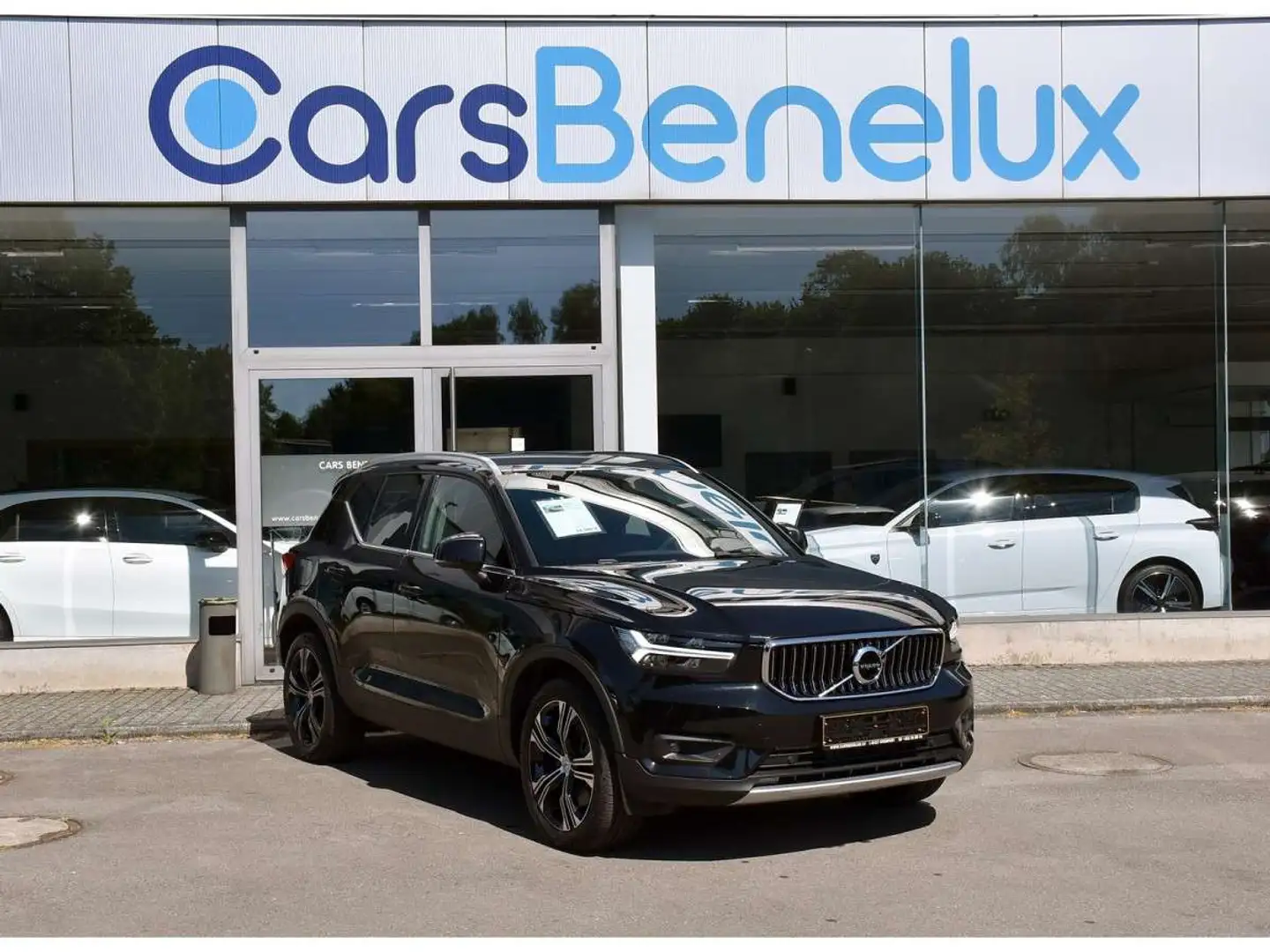Volvo XC40 1.5 T4 Recharge Inscription CUIR GPS LANE KEYLESS Noir - 1