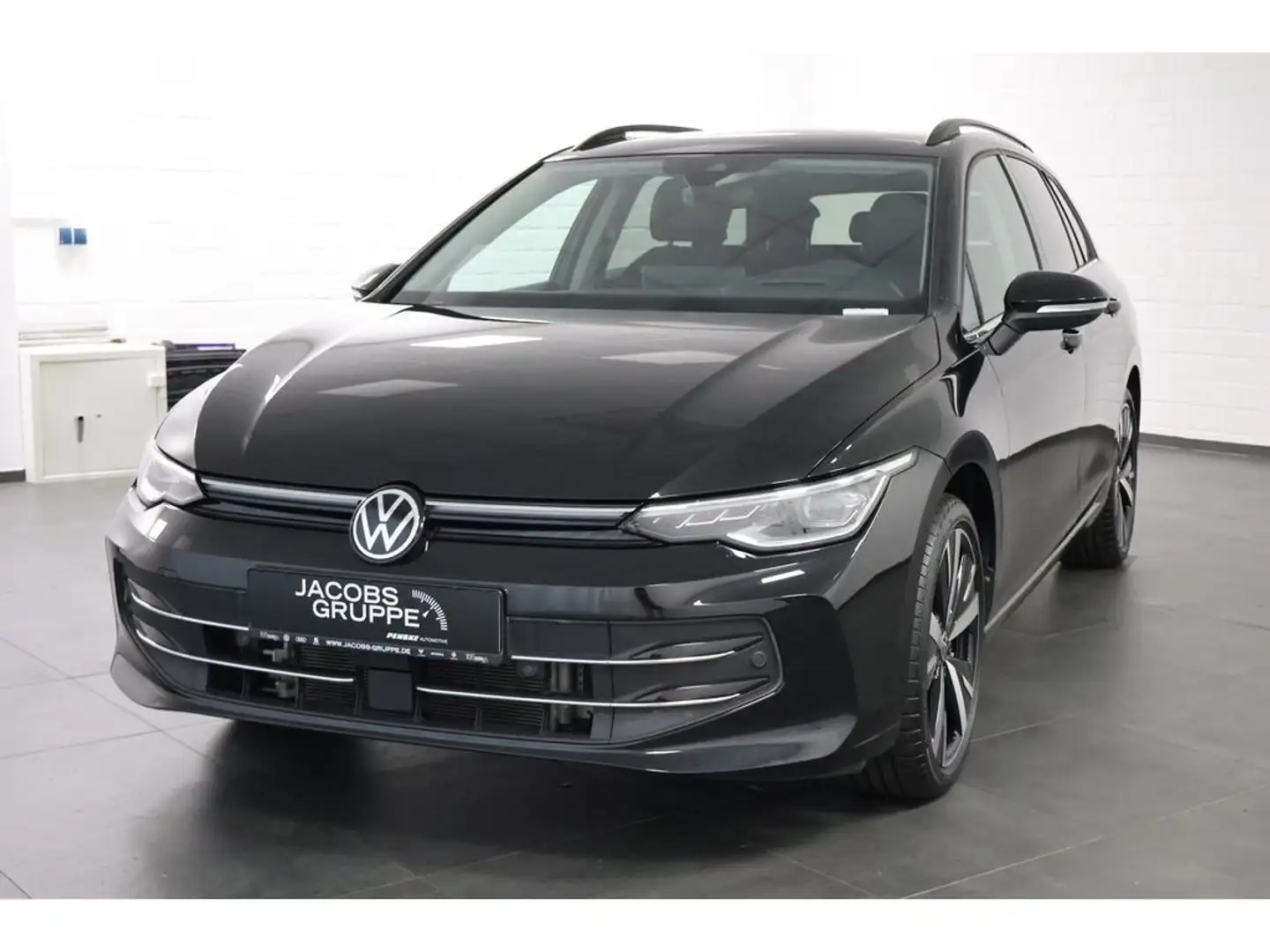 Volkswagen Golf VIII Variant 1.5 eTSI Style DSG,Navi,Mat Schwarz - 2