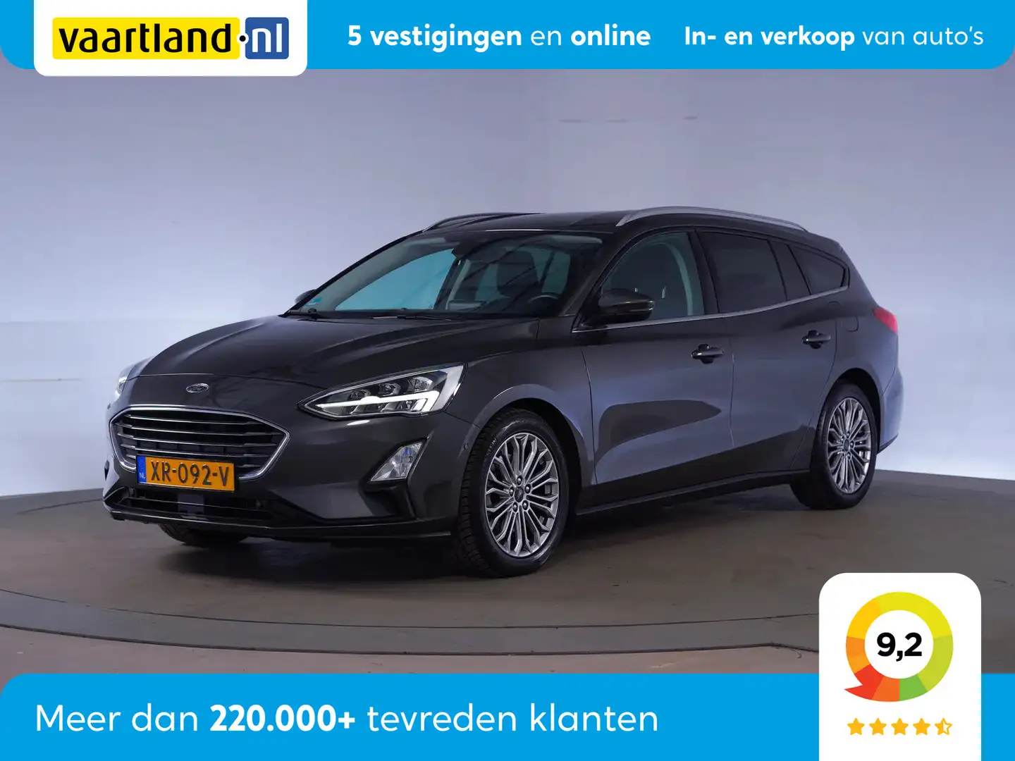 Ford Focus 1.0 EcoBoost Titanium Business [ Navi Camera LED ] Grijs - 1