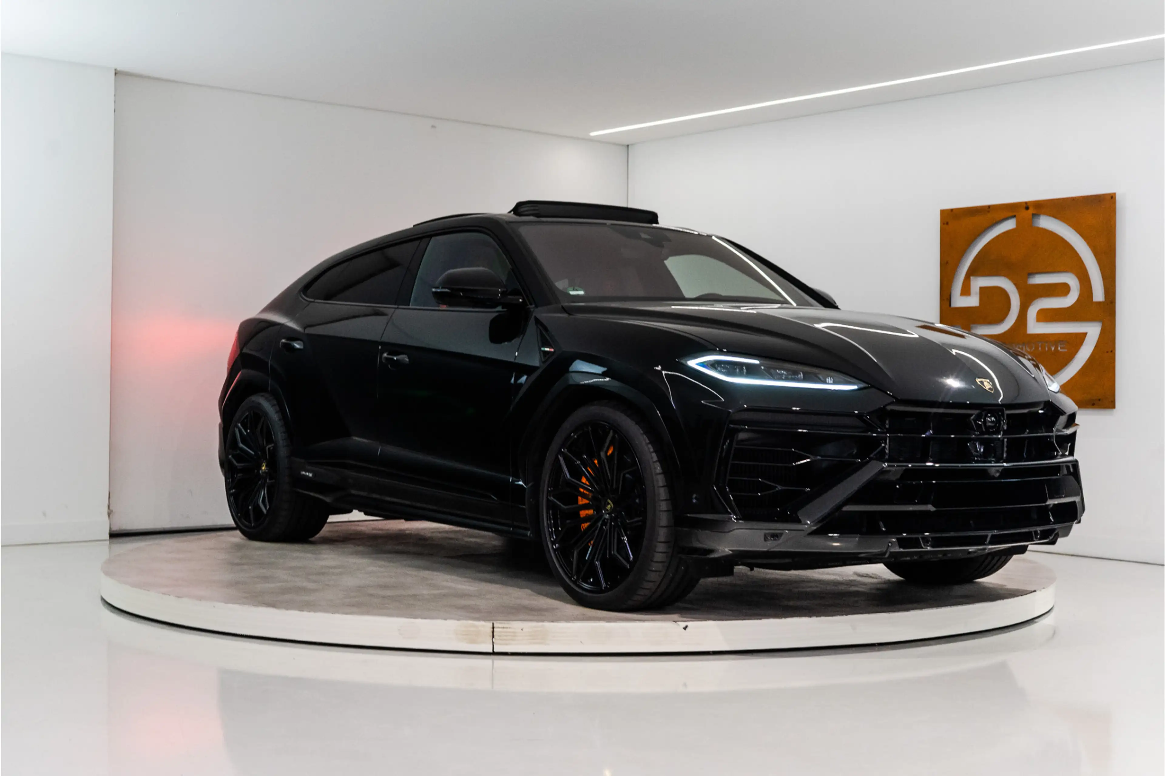 Lamborghini Urus 4.0 V8 Hybrid SE 800PK | Ad Personam | Nero Helene — photo 7