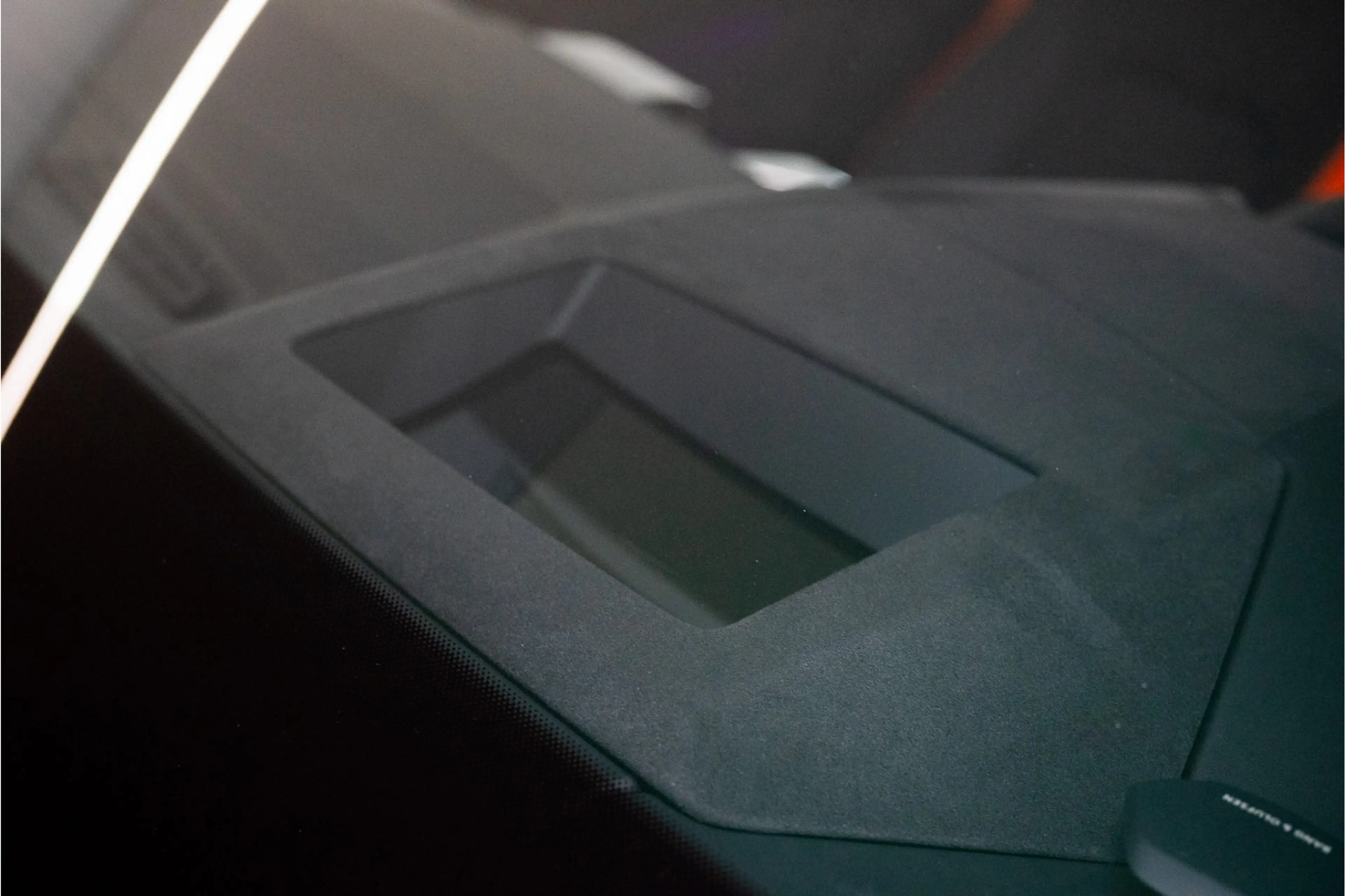 Lamborghini Urus 4.0 V8 Hybrid SE 800PK | Ad Personam | Nero Helene — photo 16