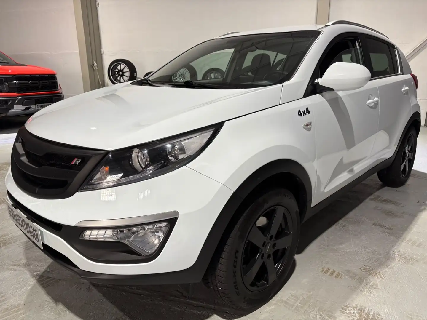 Kia Sportage 2.0 CRDI 4WD*Navi*AHK*Sitzhzg.* Blanc - 1
