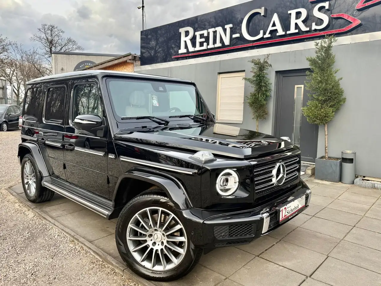 Mercedes-Benz G 400
