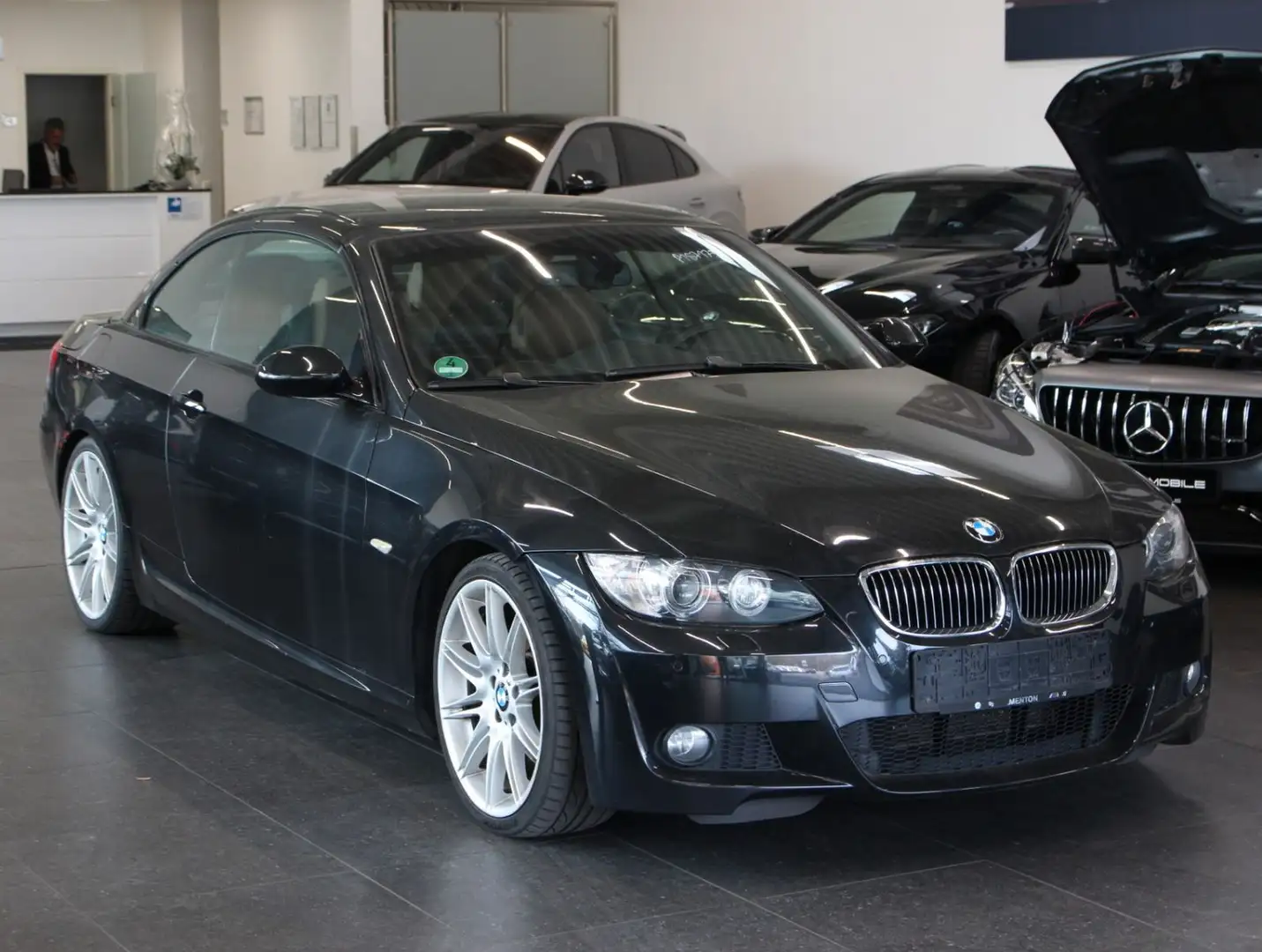 BMW 325 i Cabrio  M Sport Edition*Bi-Xenon*Navi*PDC Negro - 2