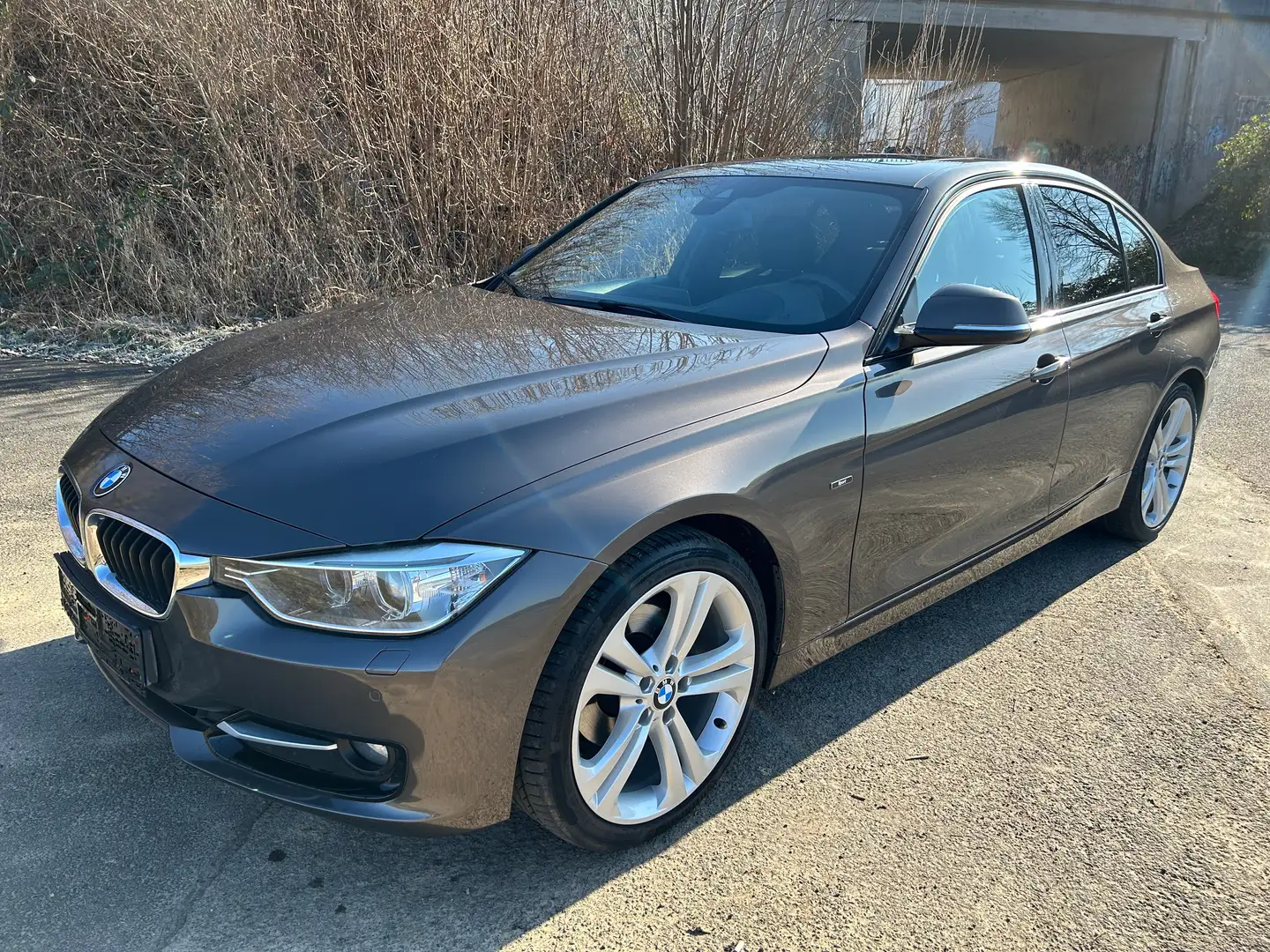 BMW 320 3er Diesel 320d Sport Line Bronze - 2