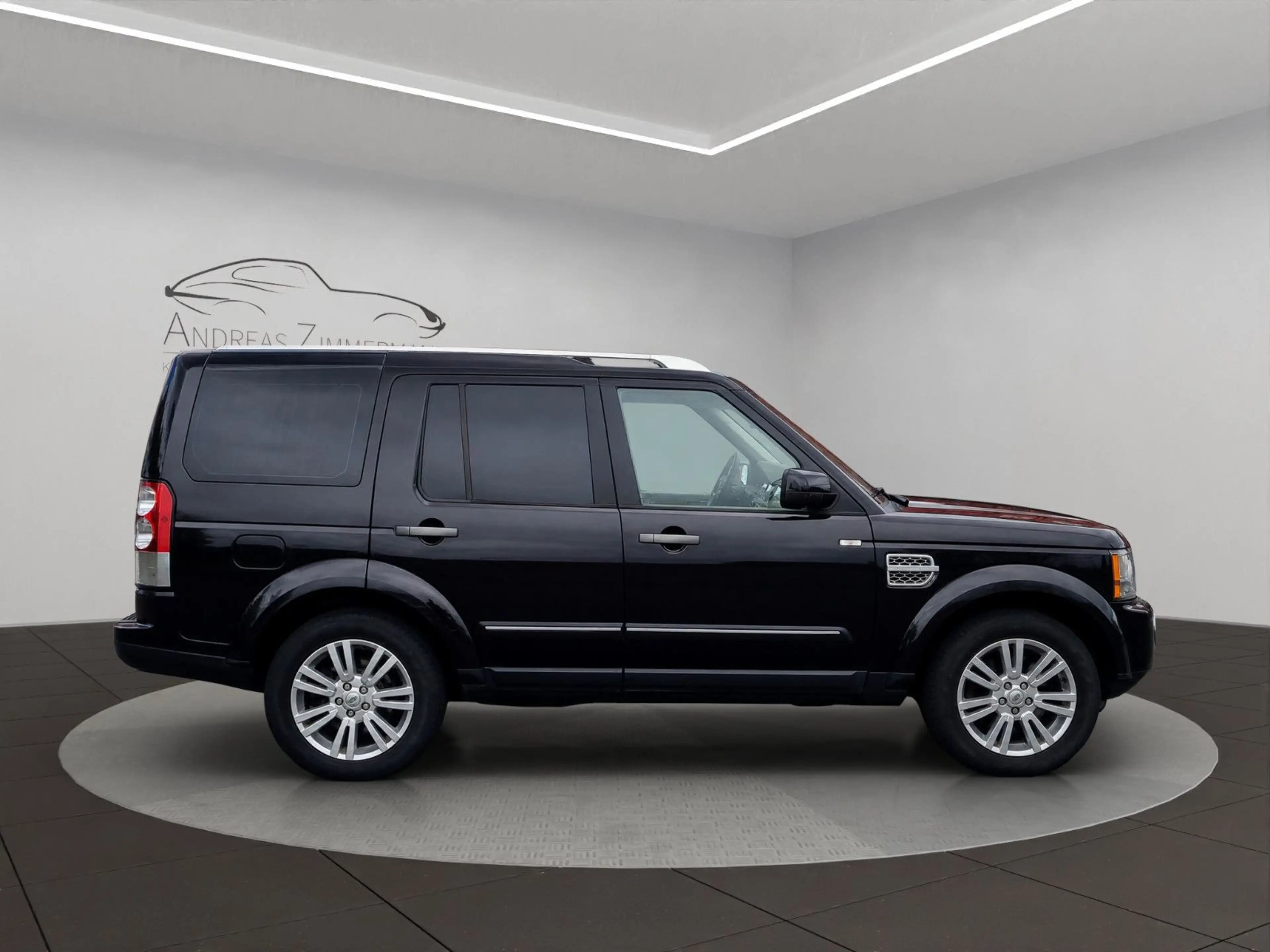 Land Rover Discovery 4 HSE SDV6 BOURNVILLE/BEIGE 7-SITZER — photo 4