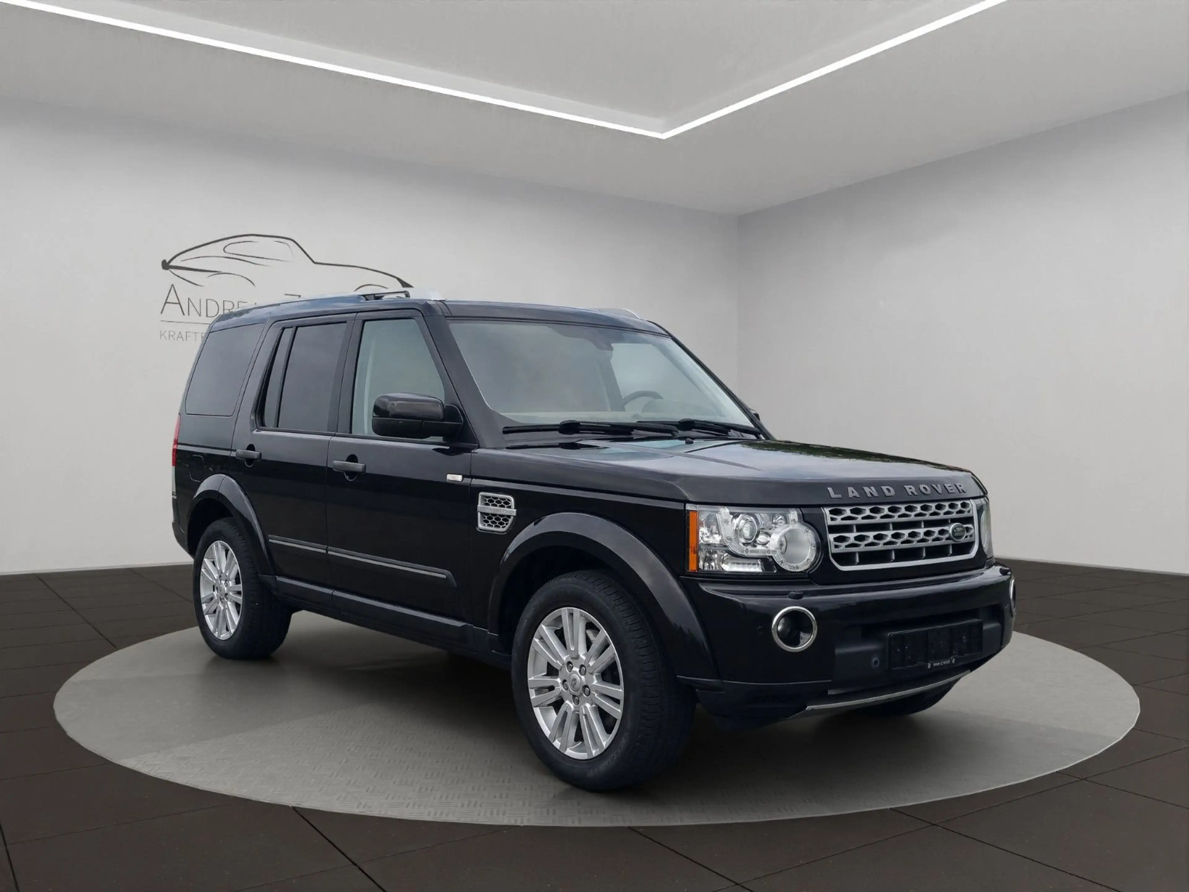 Land Rover Discovery 4 HSE SDV6 BOURNVILLE/BEIGE 7-SITZER — photo 2