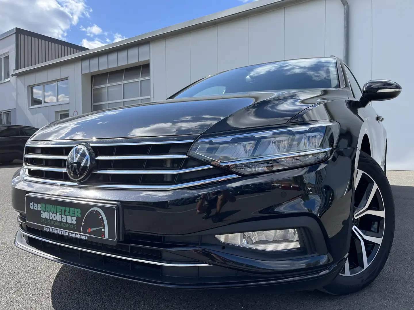 Volkswagen Passat Variant Variant 2.0 TDI DSG Business 172€ m. 20% Anzahlu Schwarz - 1