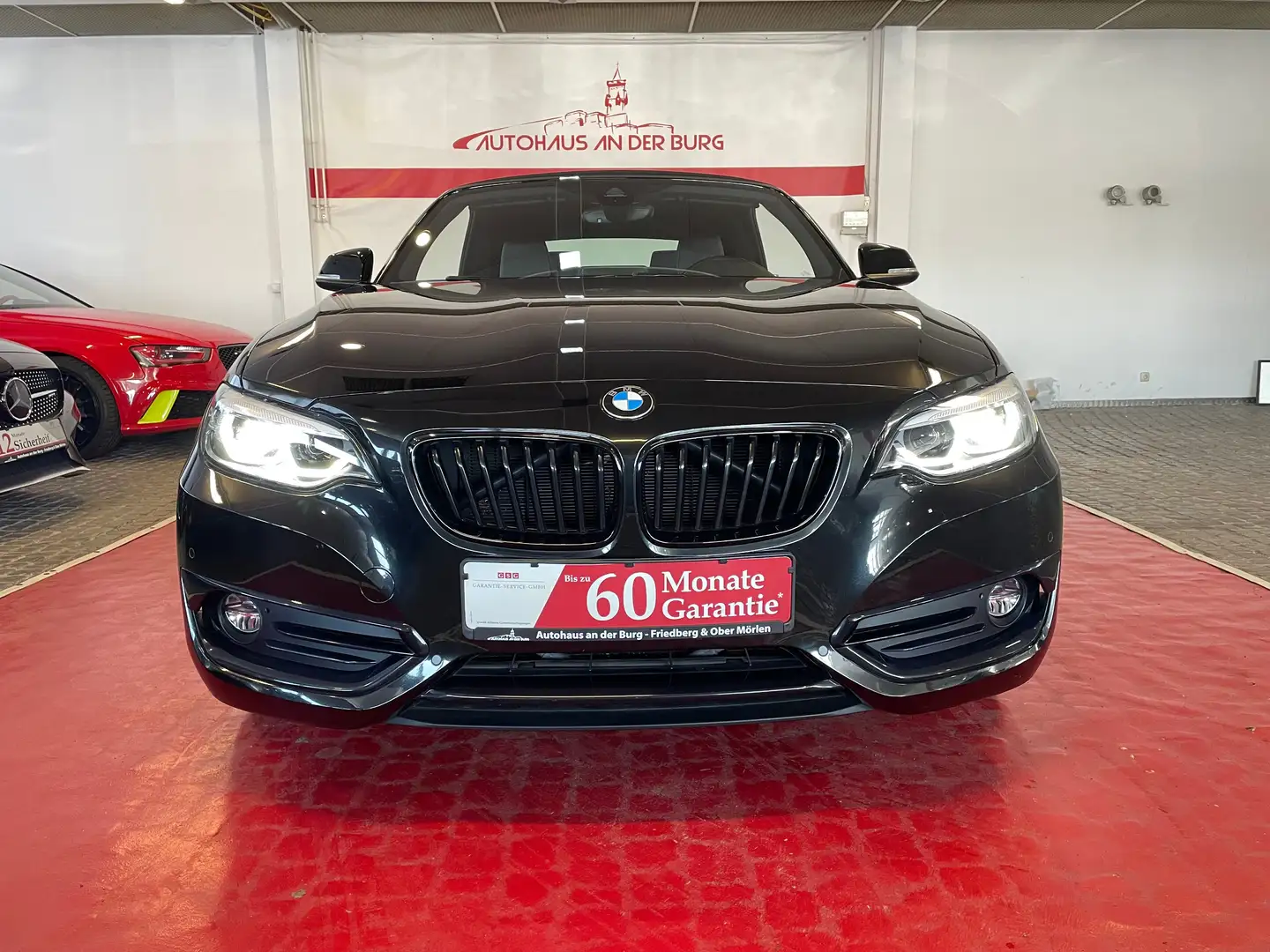 BMW 220 i Sport Line Schwarz - 2