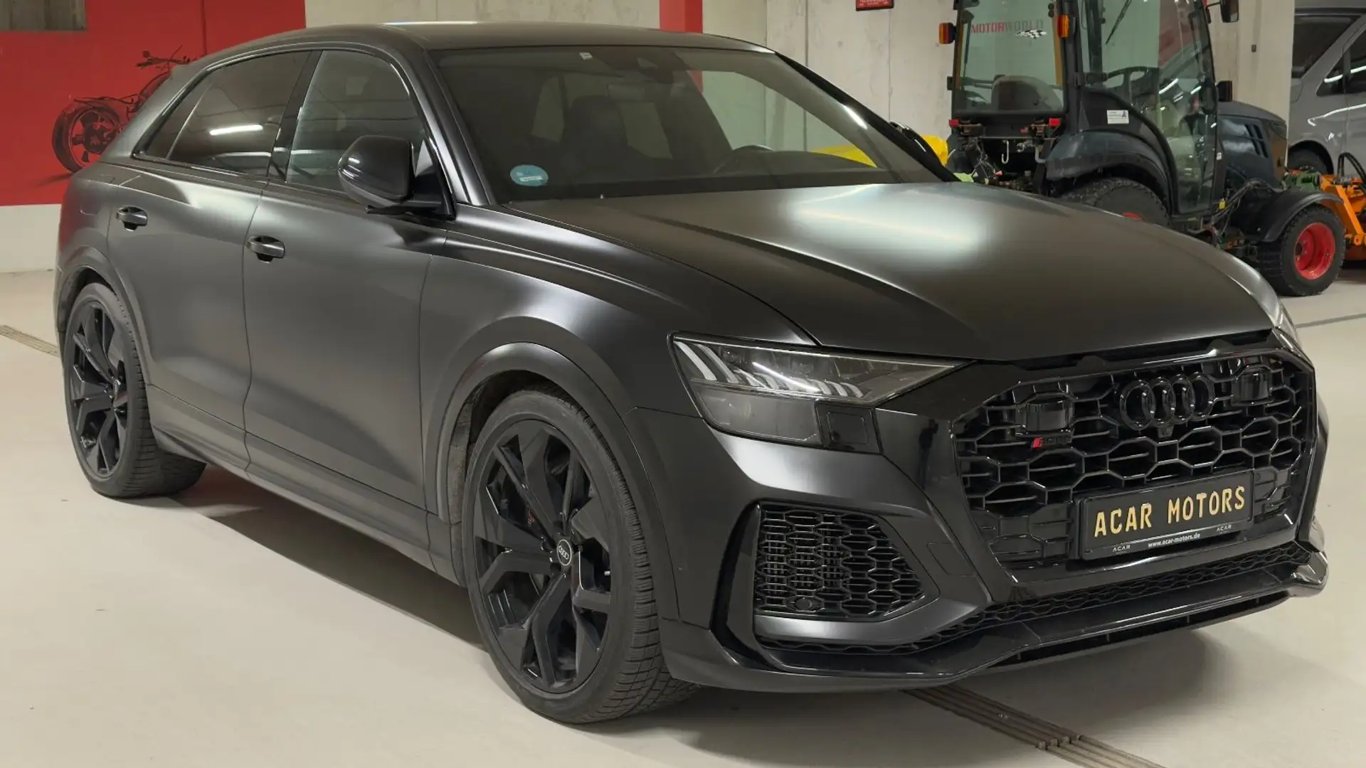 Audi RS Q8 RS Q8 4.0 TFSI quattro Schwarz - 2