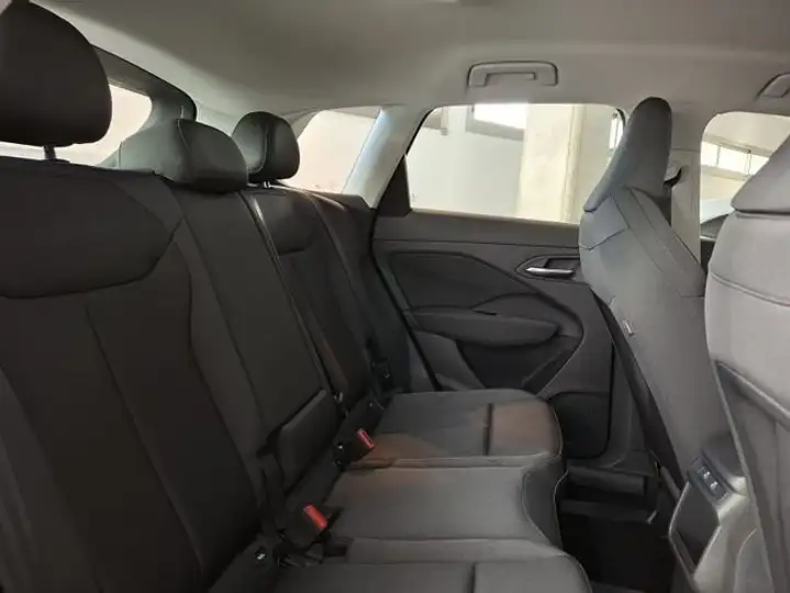 Audi Q3 2025, foto 5