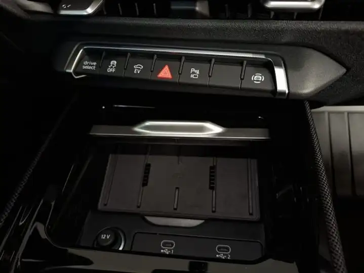 Audi Q3 2025, foto 10