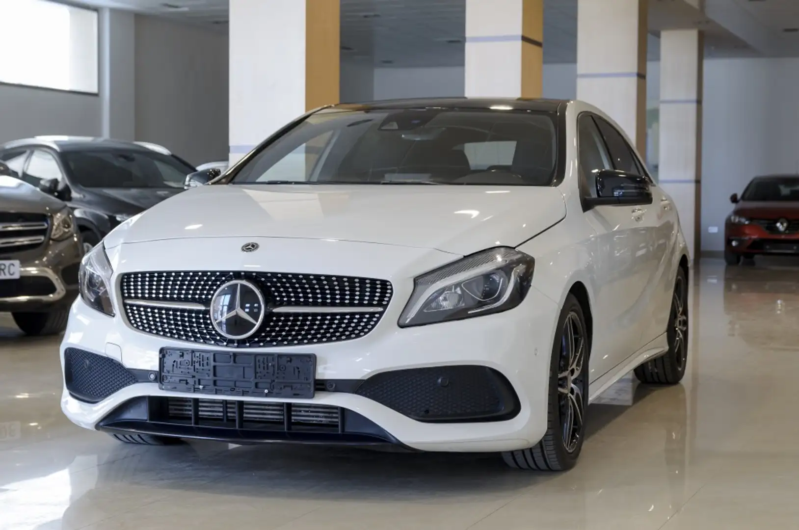 Mercedes-Benz A 220 220d 7G-DCT Blanco - 2
