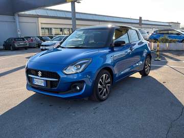 1.2 Hybrid Top CVT 2WD