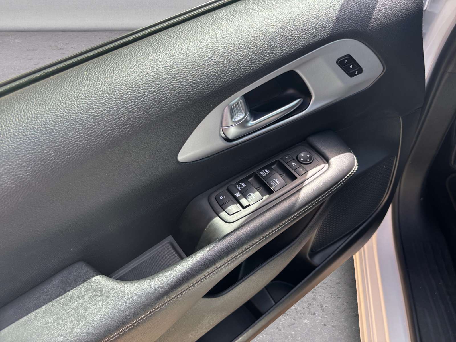 used 2025 Chrysler Pacifica car, priced at $38,809