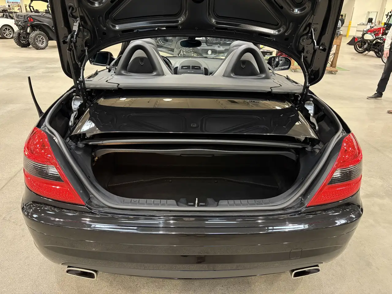 Mercedes-Benz SLK photo Mercedes-Benz SLK