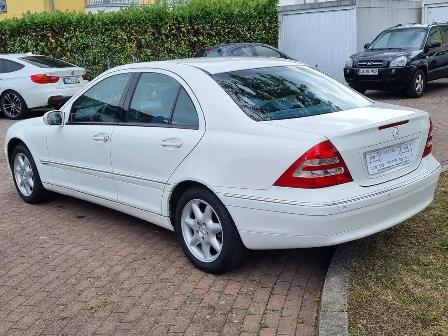 Mercedes-Benz C 240 Elegance mit 73.914 KM Classic Data Note 2+ Белый - 2