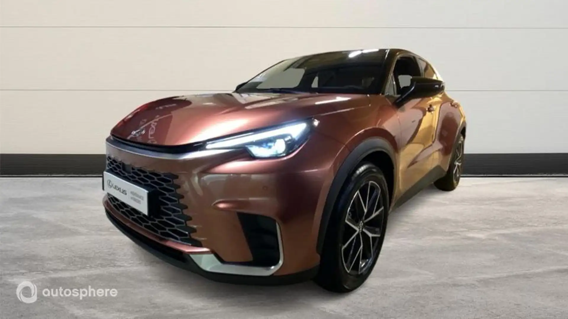 lexus lbx