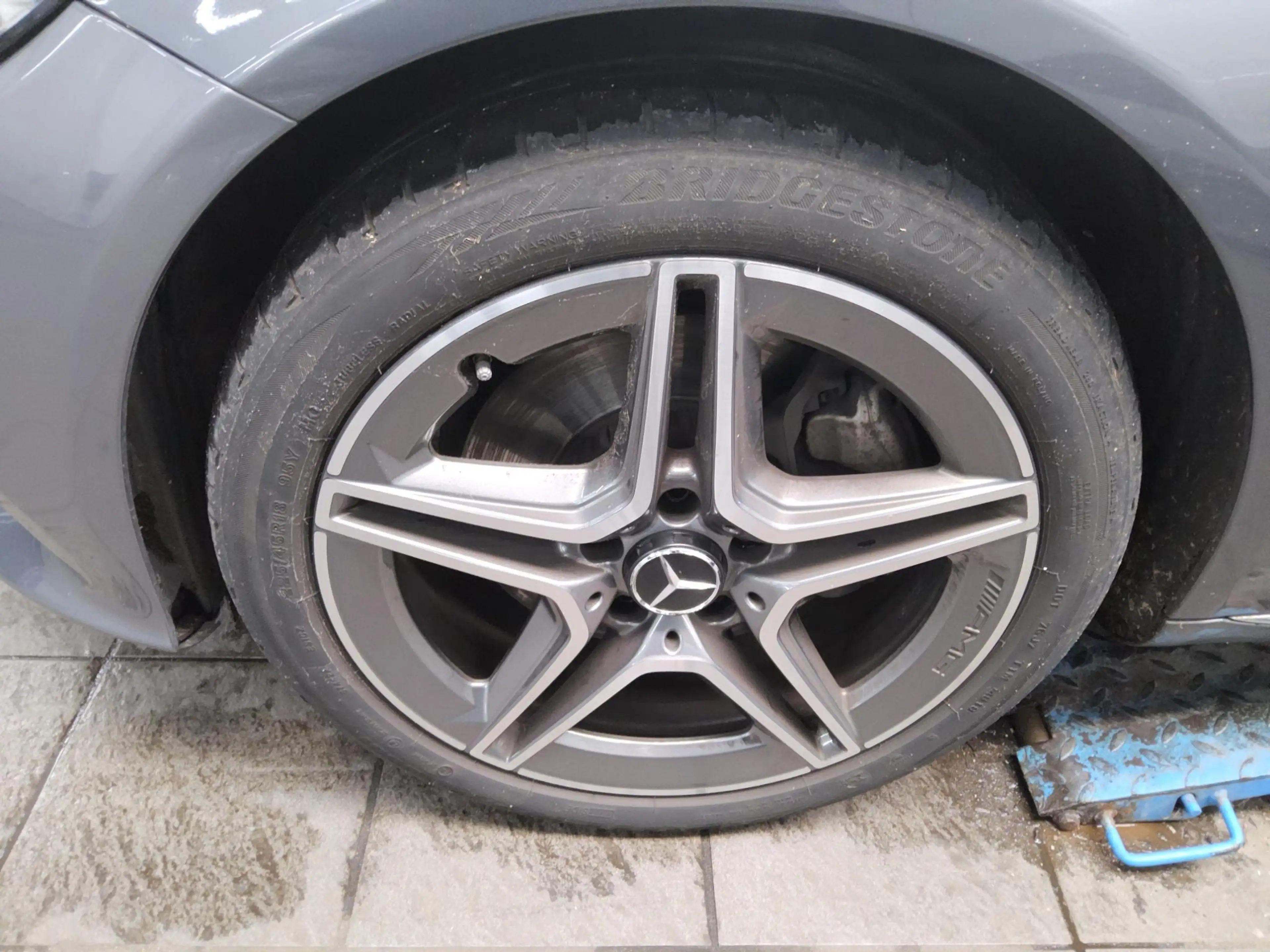 Mercedes-Benz C 300 LEDER NAVI SPORTSITZE KLIMAAUT RADIO MFL PANO SHZ VC PDC STHZG Airm. Multibeam GSD — photo 10