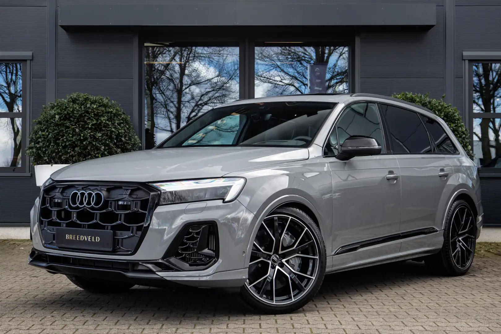 Audi SQ7 4.0 TFSI 507pk 7p Nardo Grey, Keramisch, B&O Advan Grijs - 1