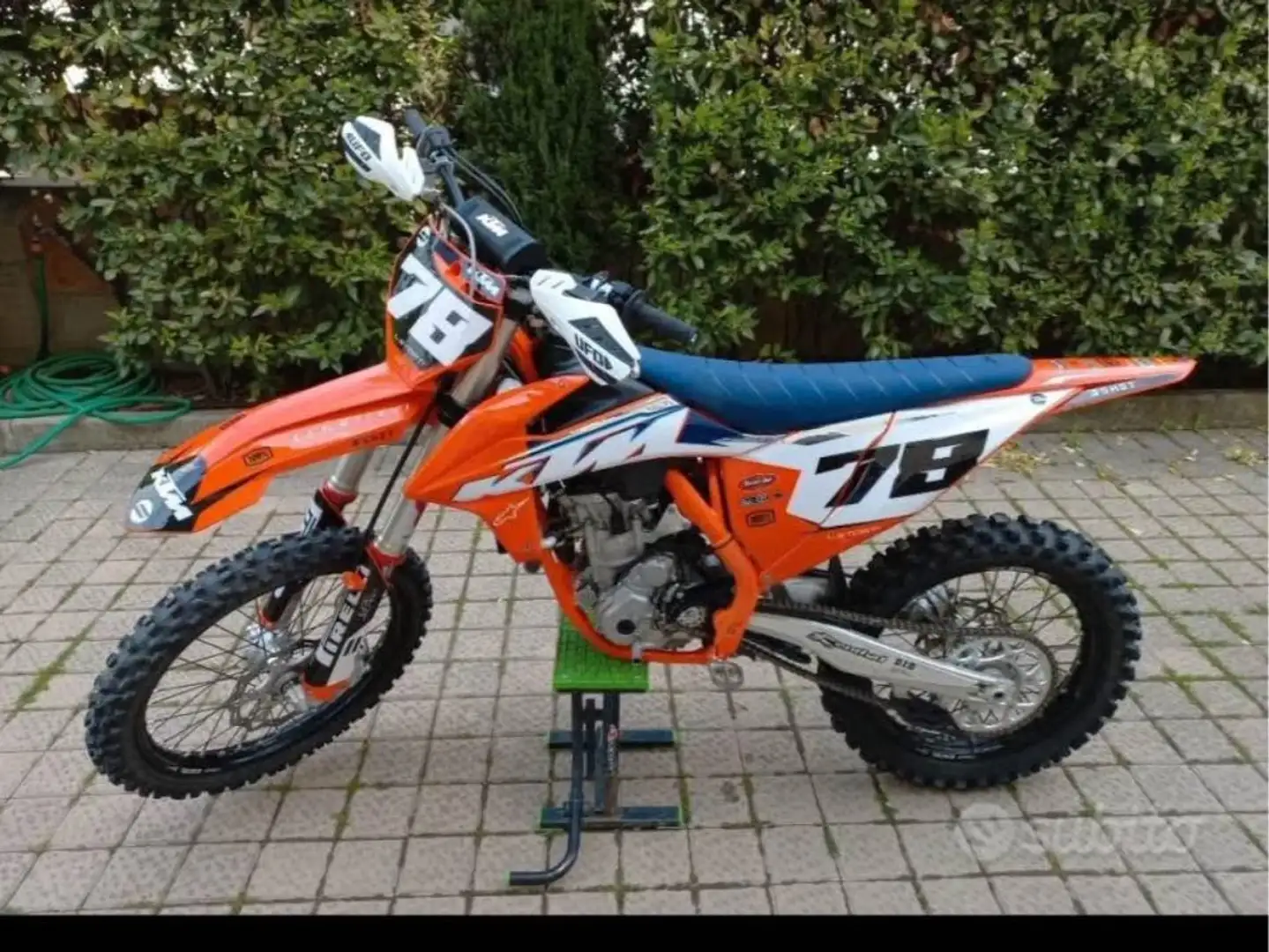KTM 250 SX-F 2022 Arancione - 2